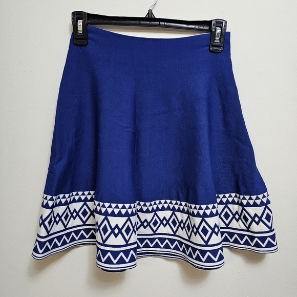 Blue Rain Dresses & Skirts - Blue Rain‎ Medium mini skater skirt blue/white
